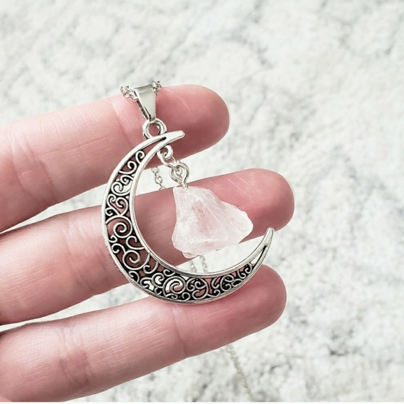 Amethyst Crescent 🌙 Moon Quartz w/Bronze chain - Picture 7 of 11